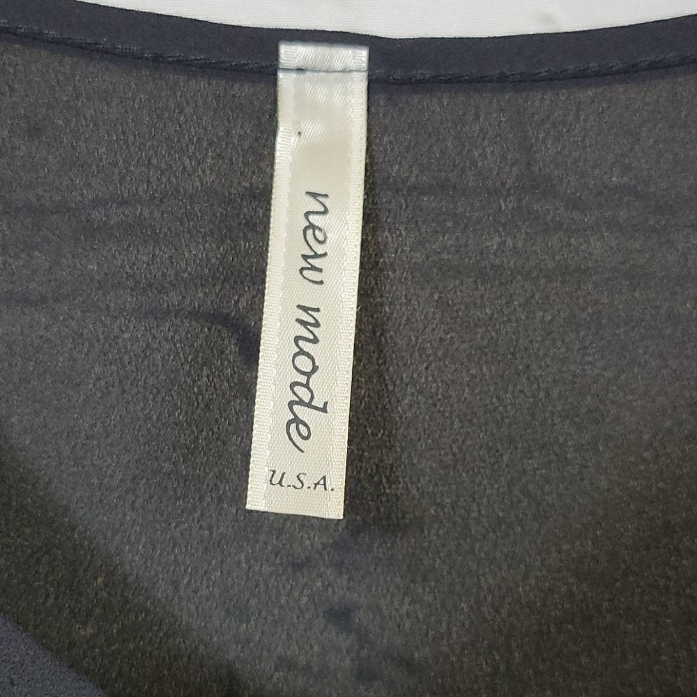 New Made Sheer Blouse - Picture 6 of 10